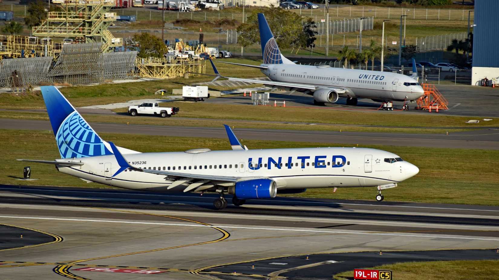 United Airlines Boeing 737-800 aircraft on the runway