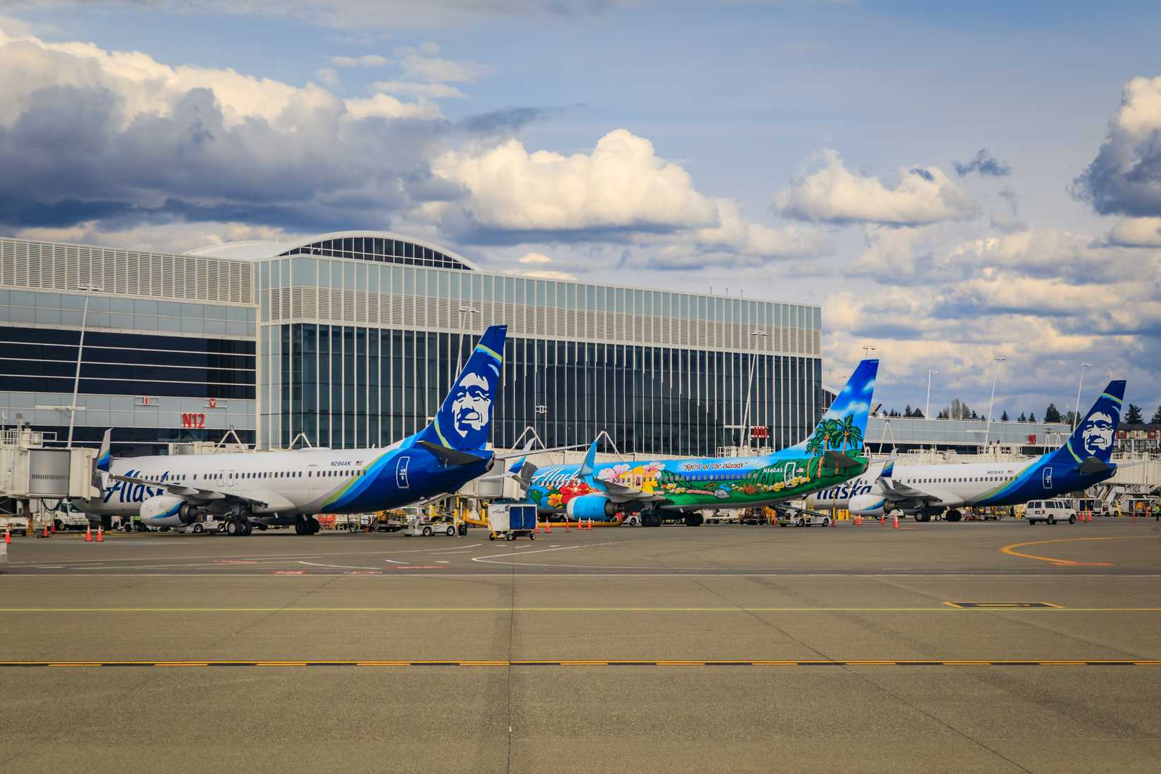 Alaska AIrlines Boeing 737s Parked