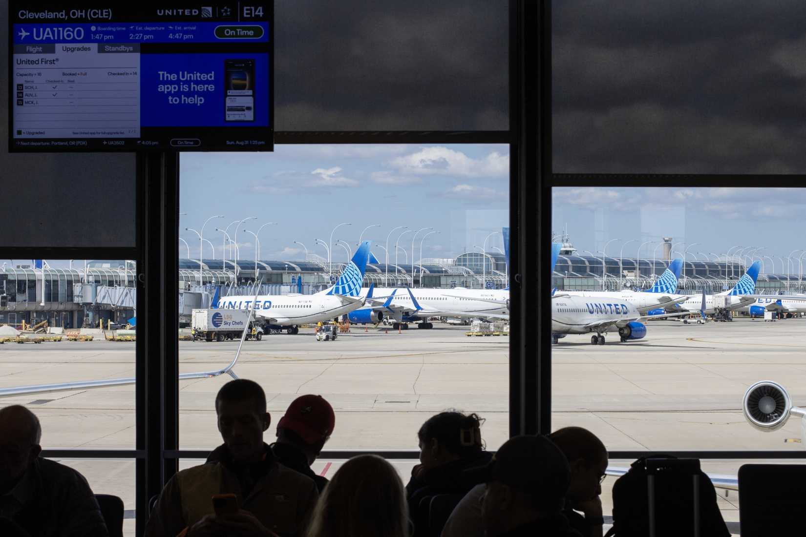 Passengers waiting at Chicago O'Hare