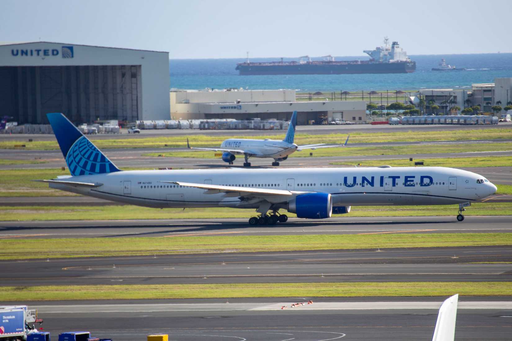 United Airline Boeing 767-200 taking off from Daniel K. Inouye International Airport.