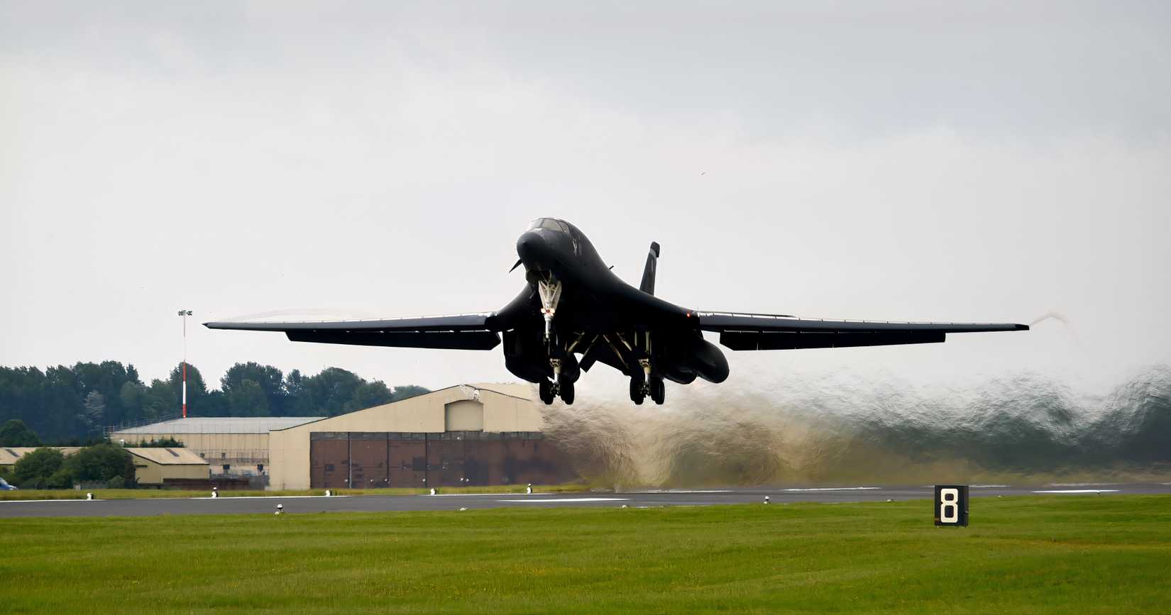 A photo of a B-1B taking off from RAF Fairford.