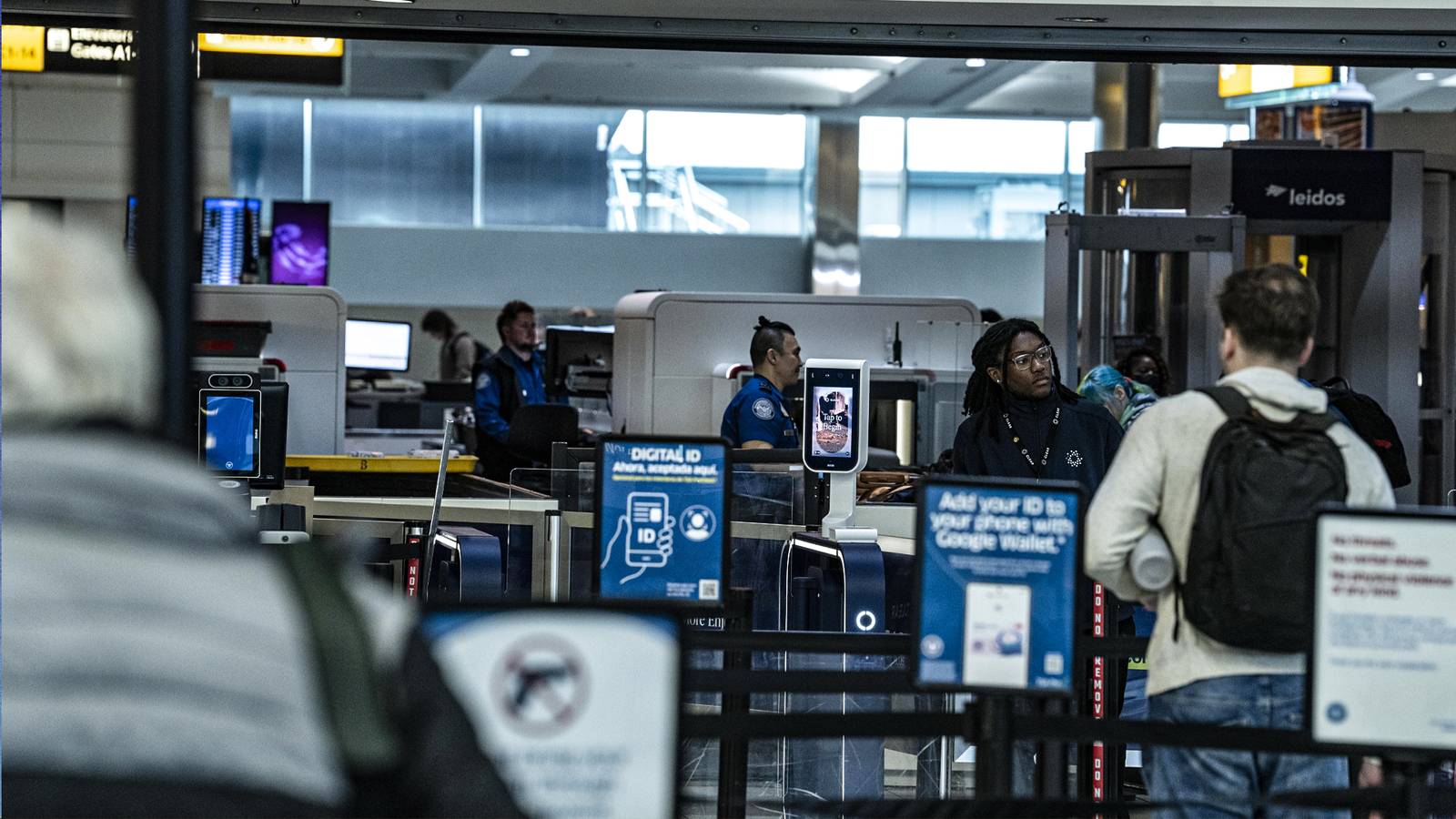 Malas barradas no embarque: novos scanners da TSA criam um problema inesperado nos EUA