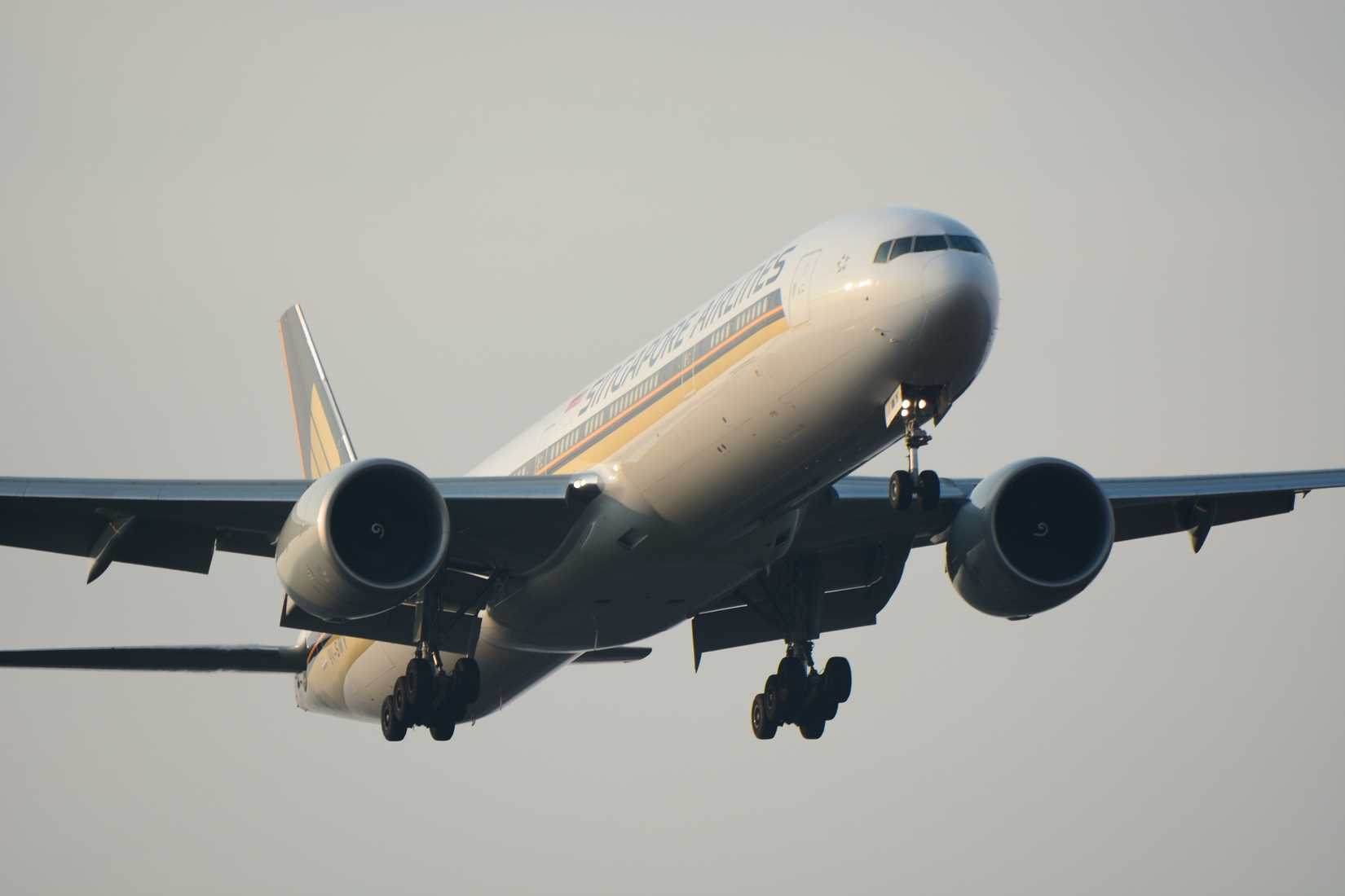 Singapore Airlines Boeing 777-300ER aircraft 