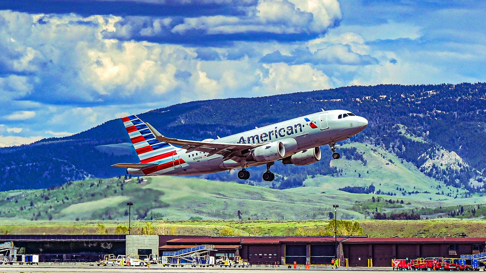 American Airlines paga US$3.500 para fãs dos Eagles saírem de voo lotado a Nashville
