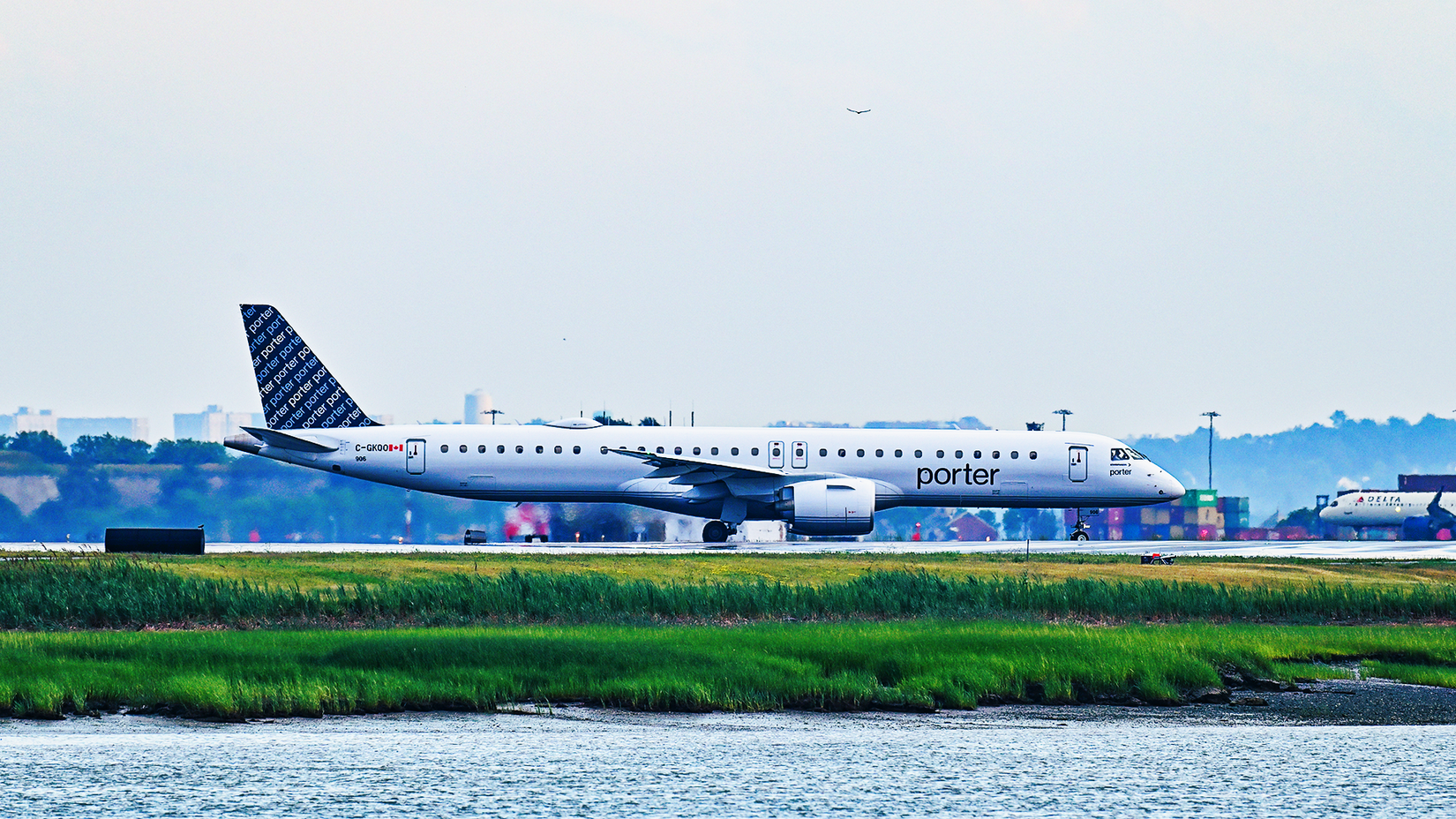 Porter Airlines Embraer E195-E2 taxiing at Boston