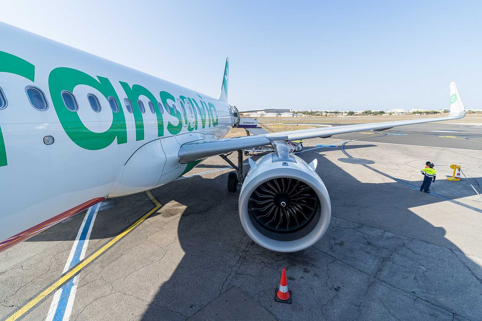 A320neo_-_F-GNEO_at_Malta_International_airport
