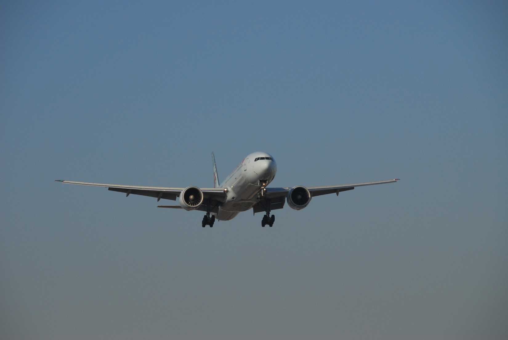 Air_Canada_-_Boeing_777-300_-_C-FITW-733_-_(26054573956)