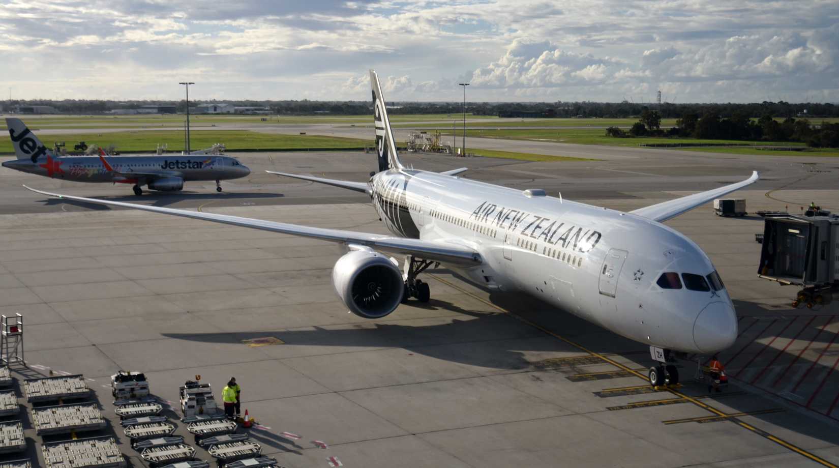 Air_New_Zealand_Boeing_787_ZK-NZH_Perth_2024_(05)