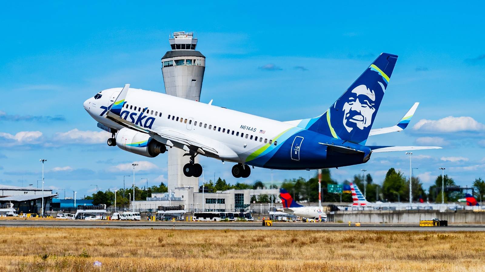 Alaska Airlines: 50% Mais Voos em Paine Field, Everett, por Conexões na Costa Oeste!