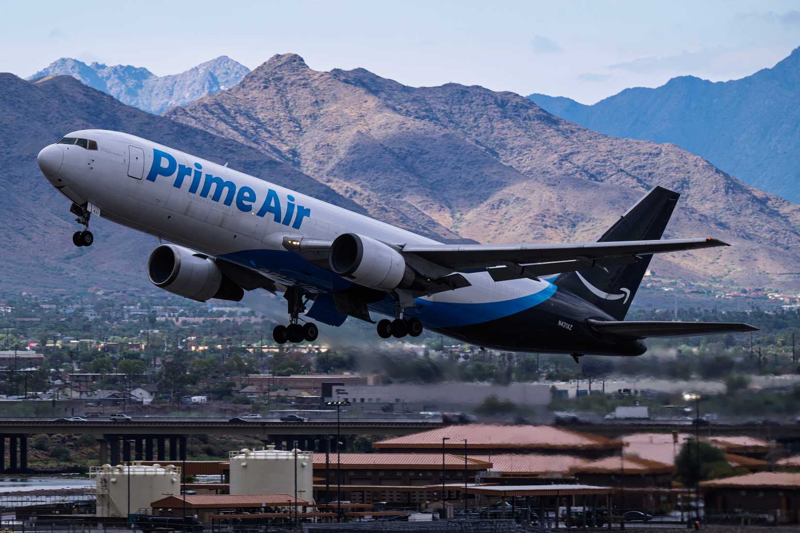 Amazon Air 767-300F Phoenix Robin Guess
