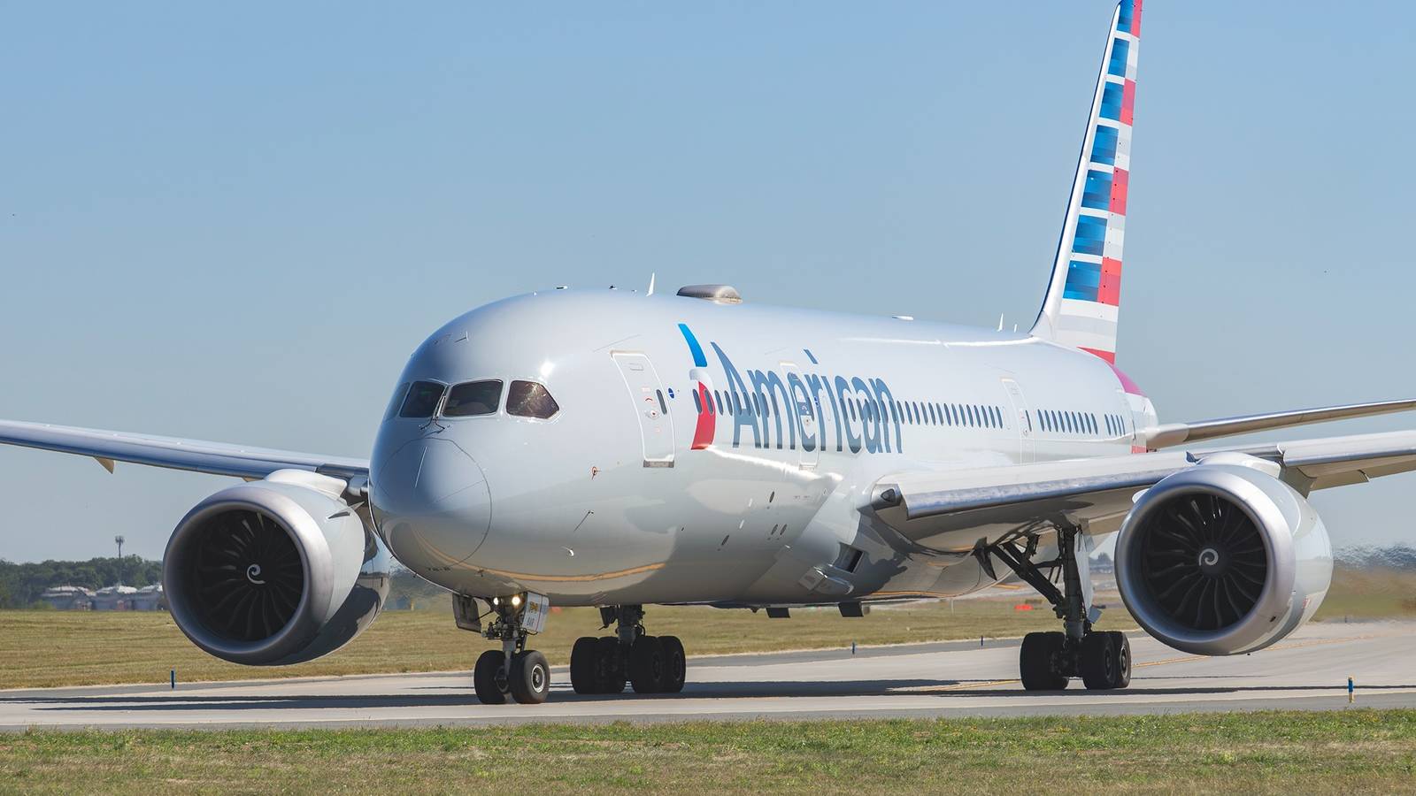 American Airlines expande parceria com Starlux e mira o mercado asiático