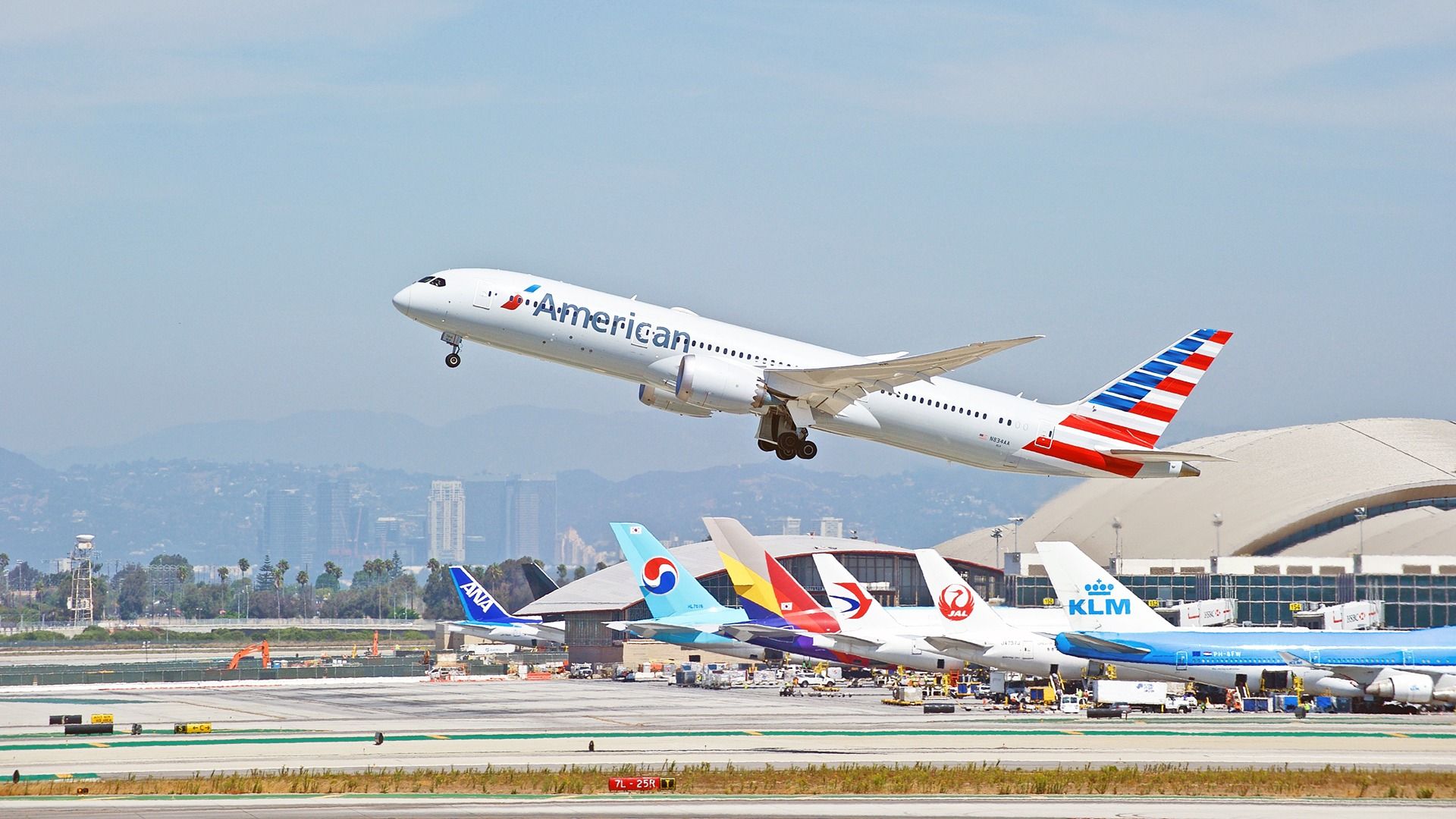 American Airlines explores nonstop LAX–Singapore as part of wider Asia route comeback