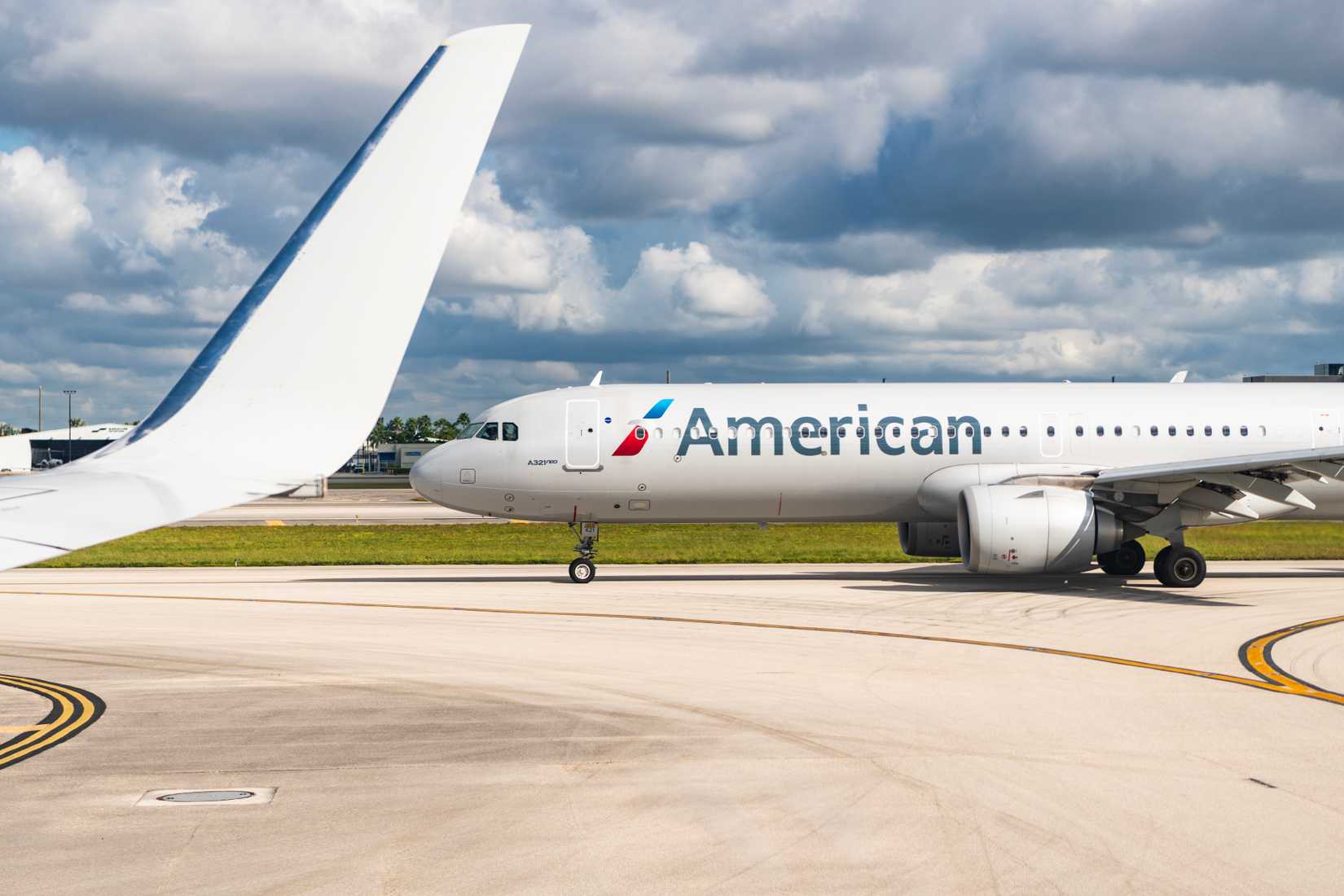 American Airlines aircraft at Miami Just dance