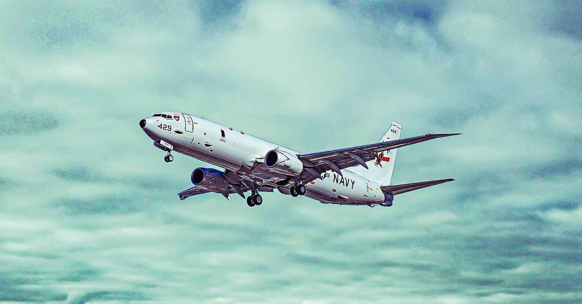 How Many Miles Per Gallon Does A P-8A Poseidon Get?