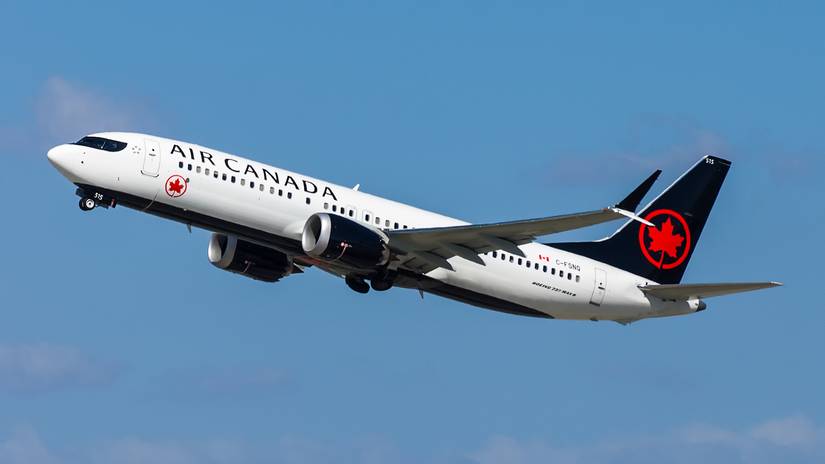 Boeing 737 MAX 8