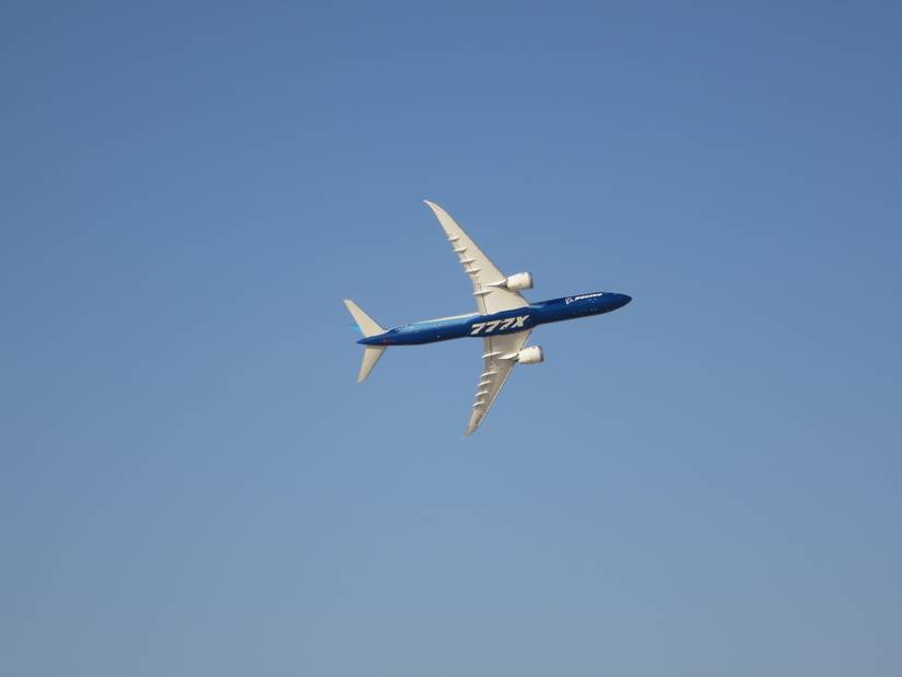 Boeing_777X_at_Dubai_Airshow_2023