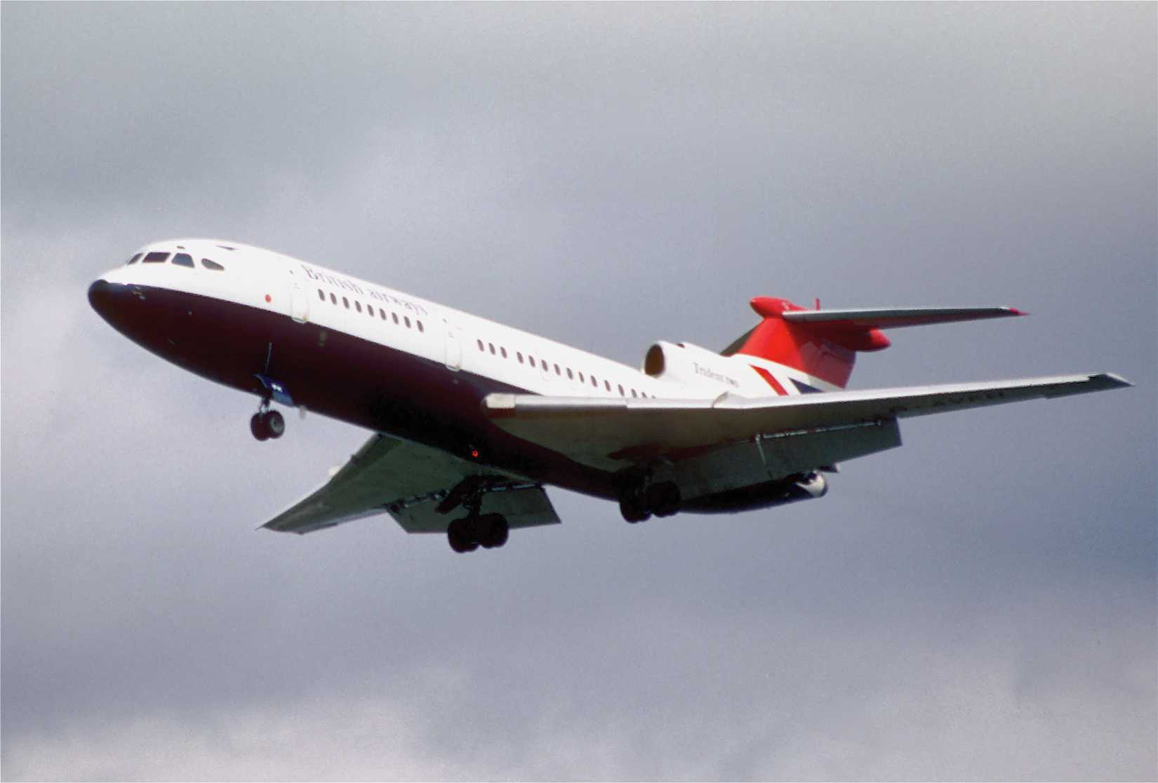 British_Airways_Hawker_Siddeley_HS121_2E_Trident;_G-AFVH@LHR,_April_1979_(5637762108)
