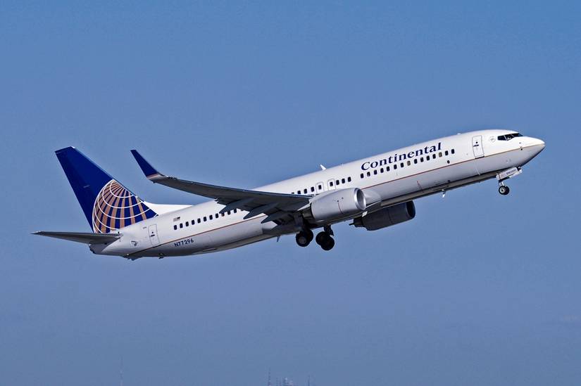 Contiental Airlines airliner
