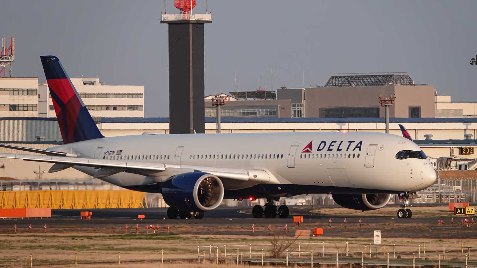 Delta Air Lines A350-900 at Narita Ryken Papy