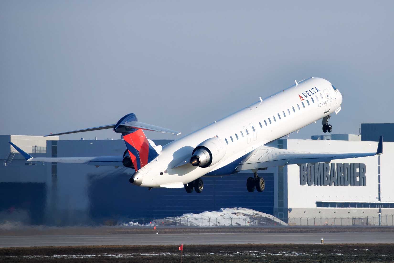 Delta Air Lines CRJ900