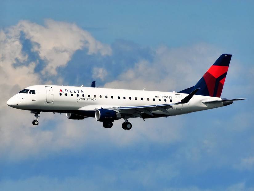 Delta SkyWest E175