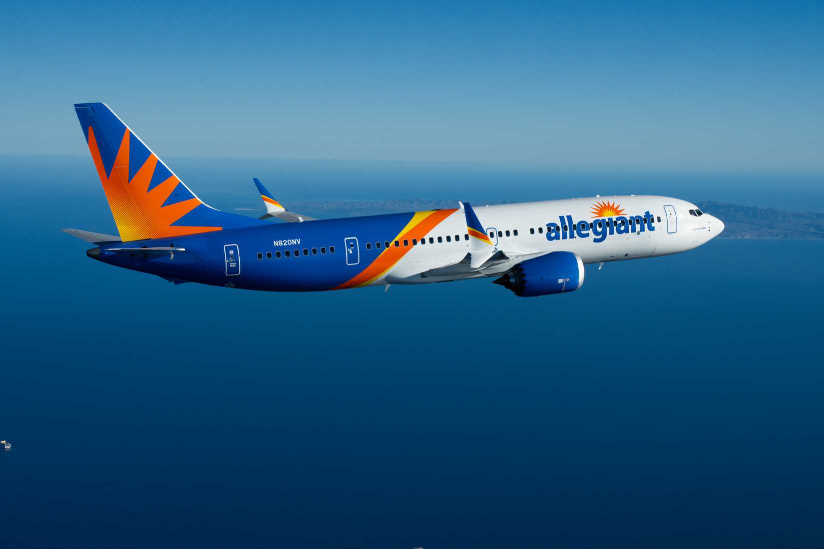 Allegiant Air Boeing 737 MAX 8 at cruise