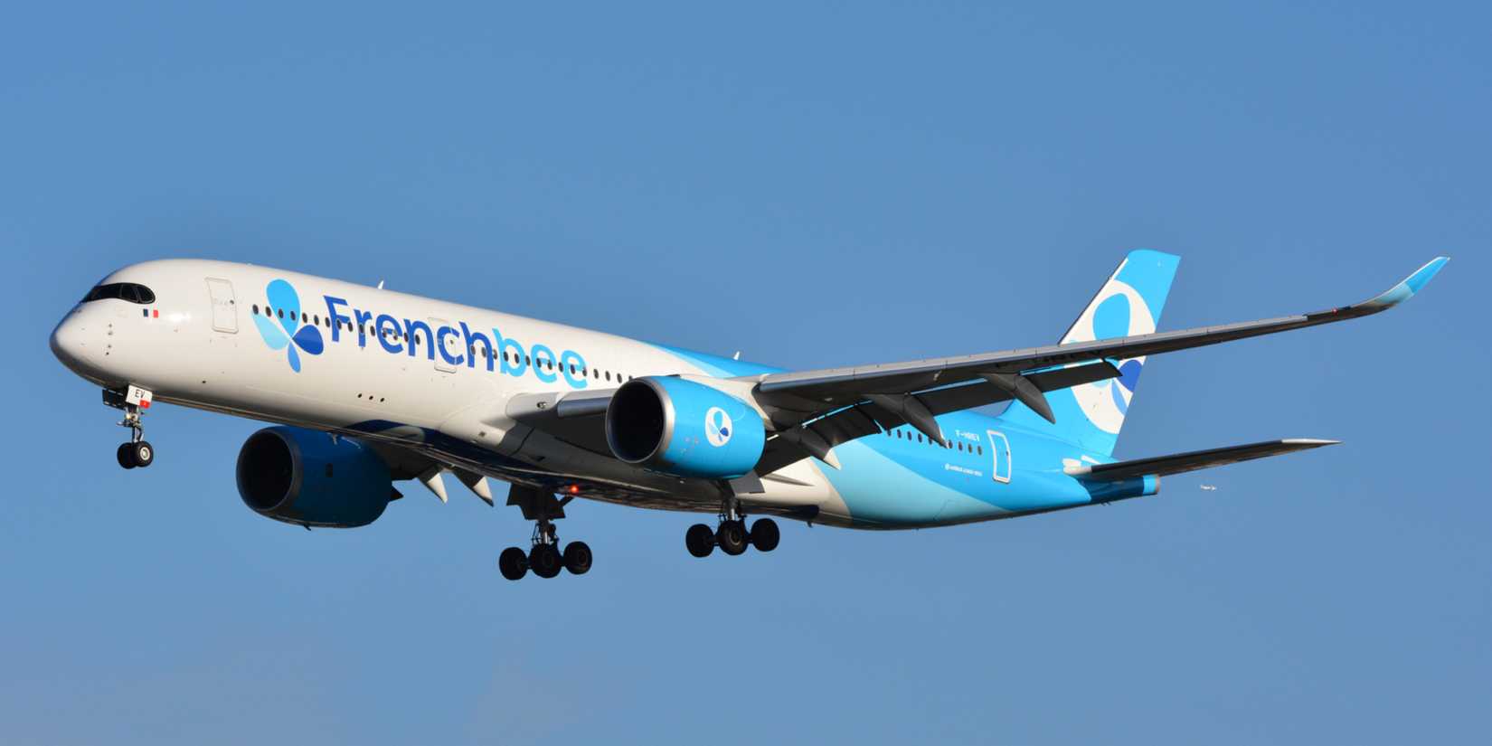 French bee Airbus A350-900 On Approach