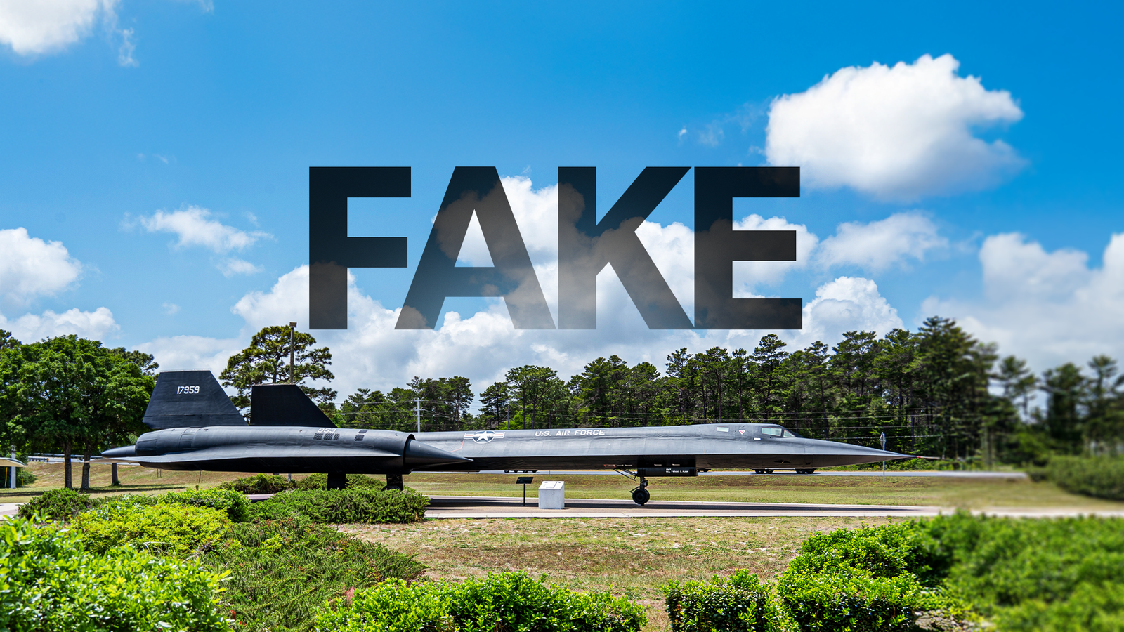 Why A Fake $999,999 SR-71 Ride Went Viral While The Real Blackbird Sits In A Georgia Museum
