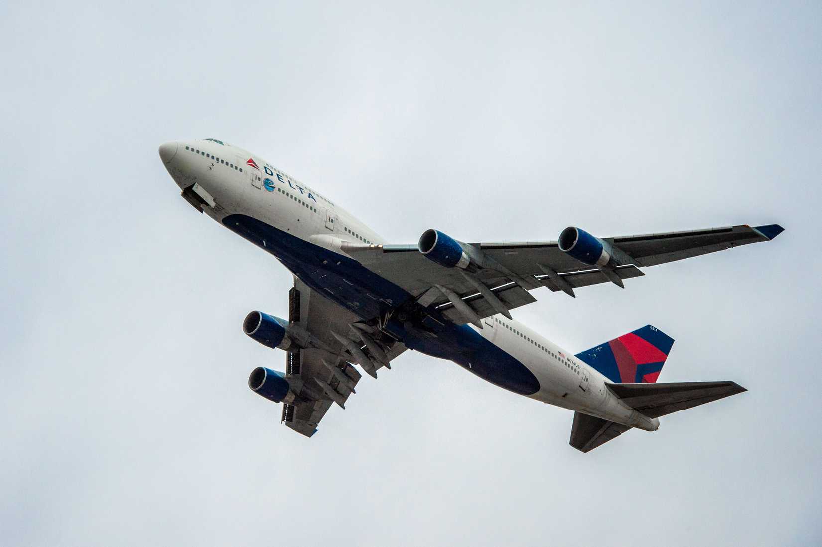 Final_747_Flight_and_Nuptials_(38772148604)