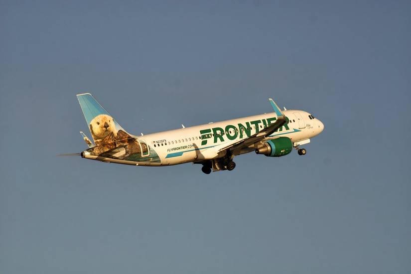 Frontier A320 in the air