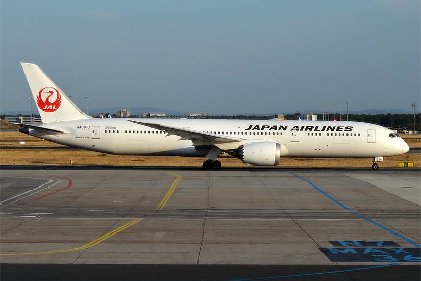 Japan_Airlines,_JA861J,_Boeing_787-9_Dreamliner_(42580572430)