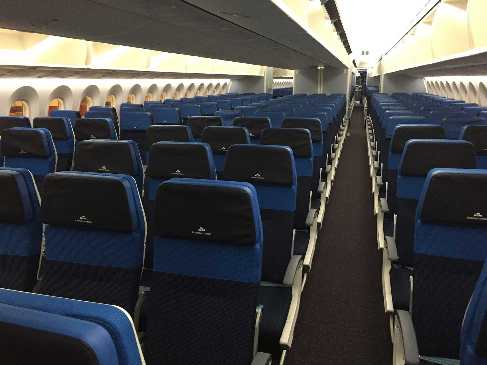KLM 787-9 Economy Class