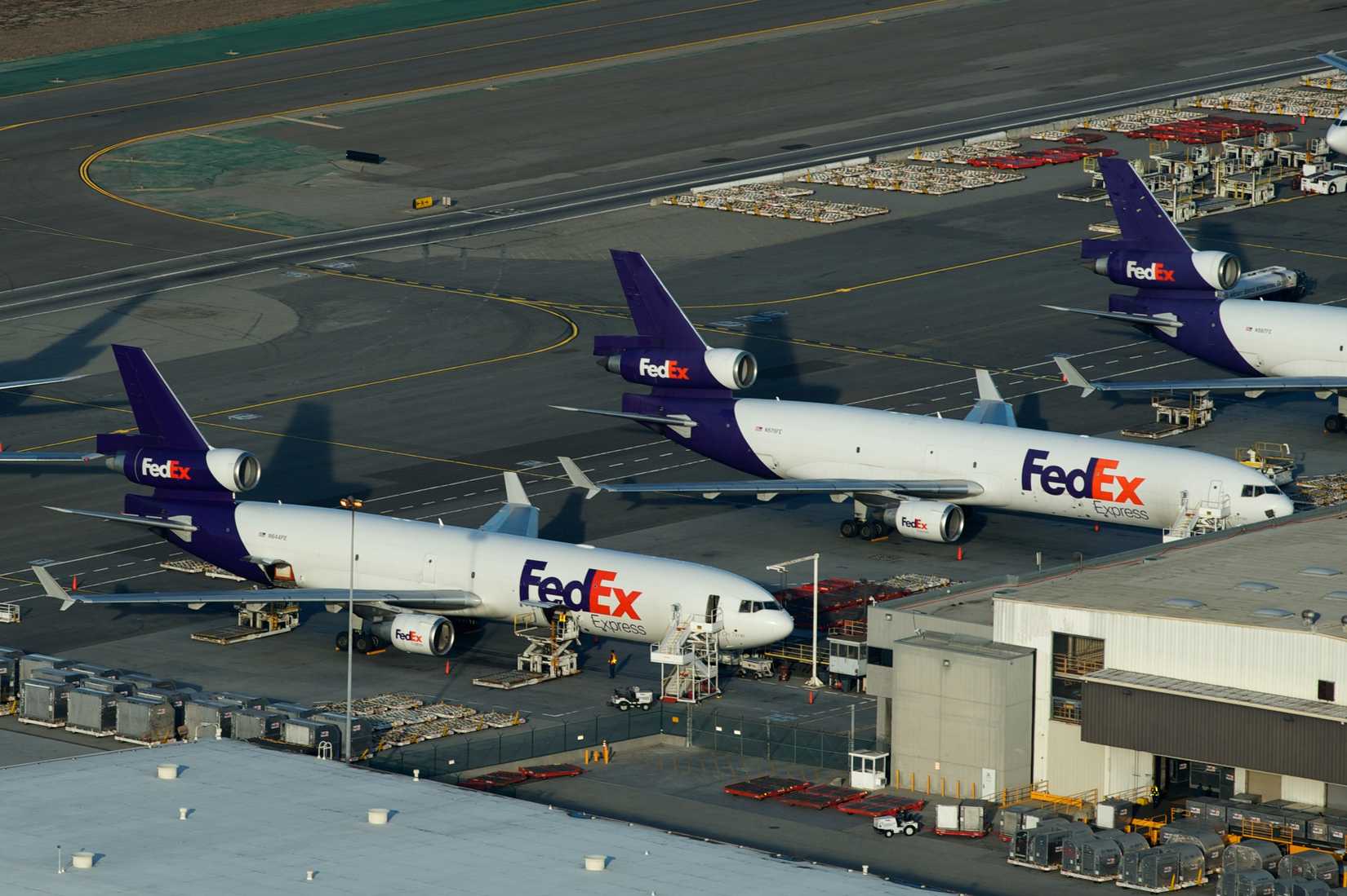 MD-11F_Lineup_(8221893173)