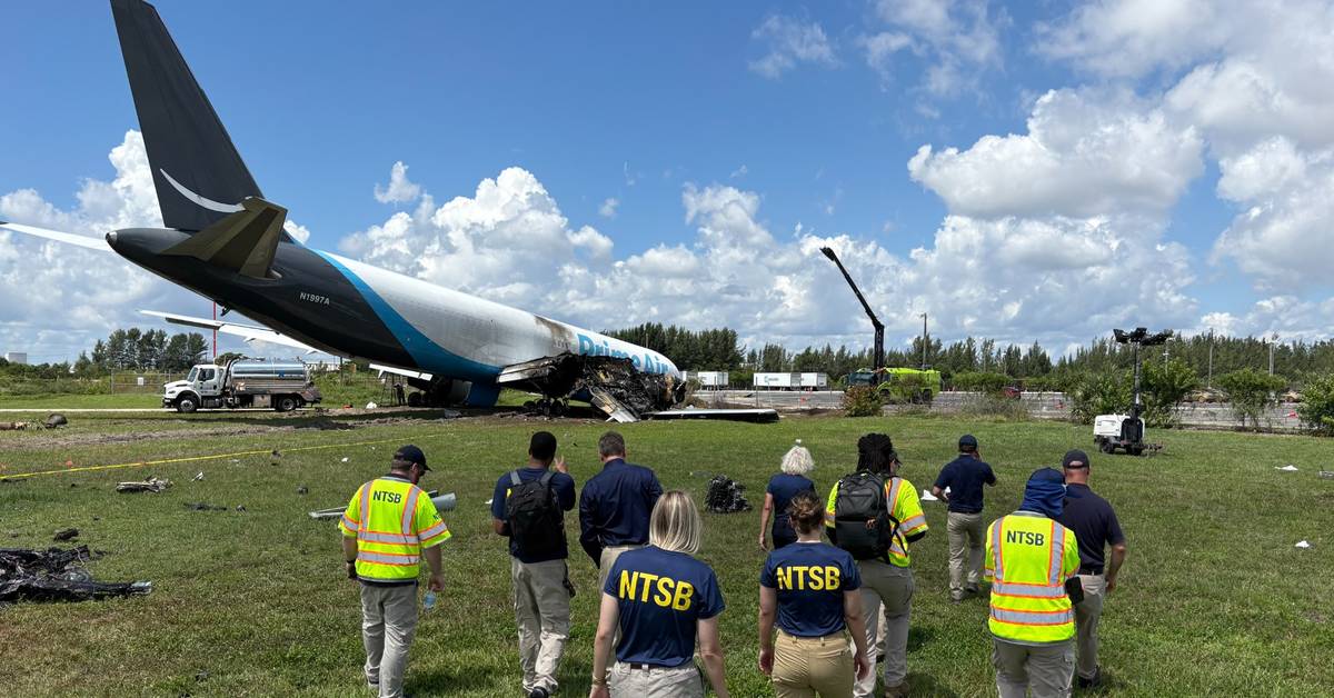 Amazon Pulls All Cargo From 21 Air After Fatal Boeing 767 Runway Overrun