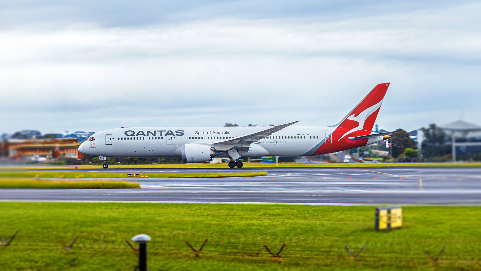 Qantas: Auckland, e Não Sydney, Emerge como Novo Hub Estratégico no Pacífico