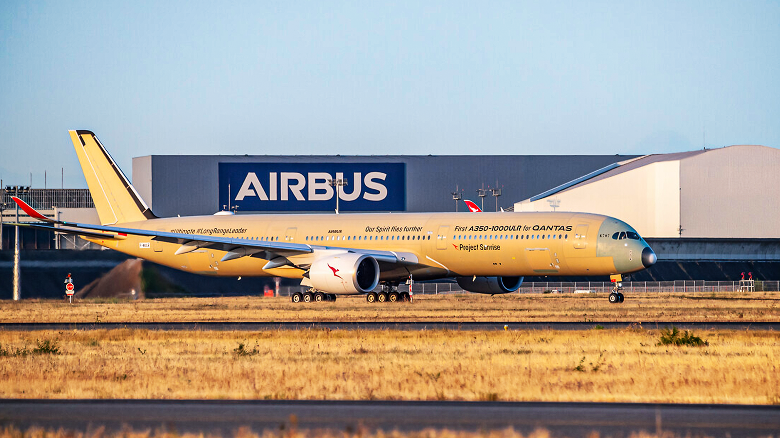 Qantas A350 ULR: Tanque Inédito Garante Voos Recordes Londres-Sydney