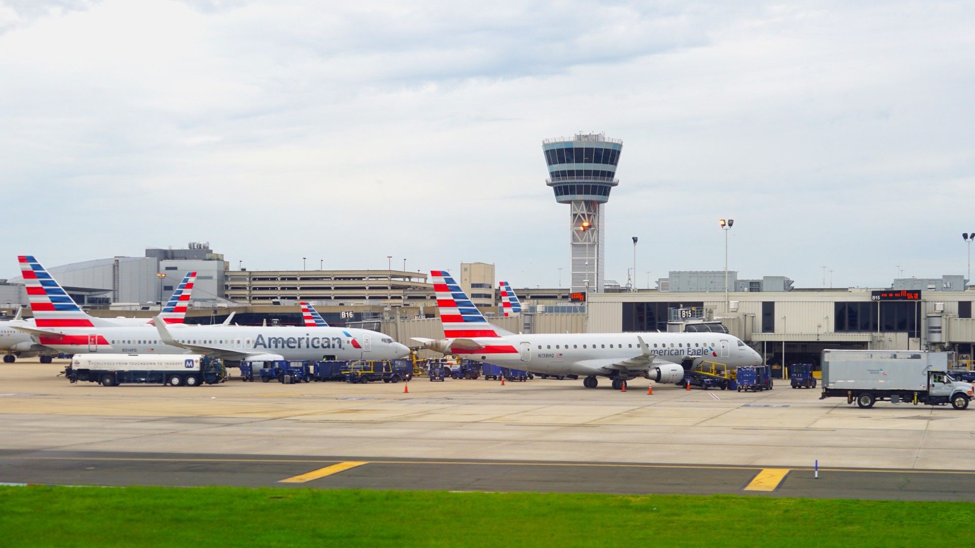 How One 5-Hour Layover Sparked A Measles Warning At Philadelphia Airport