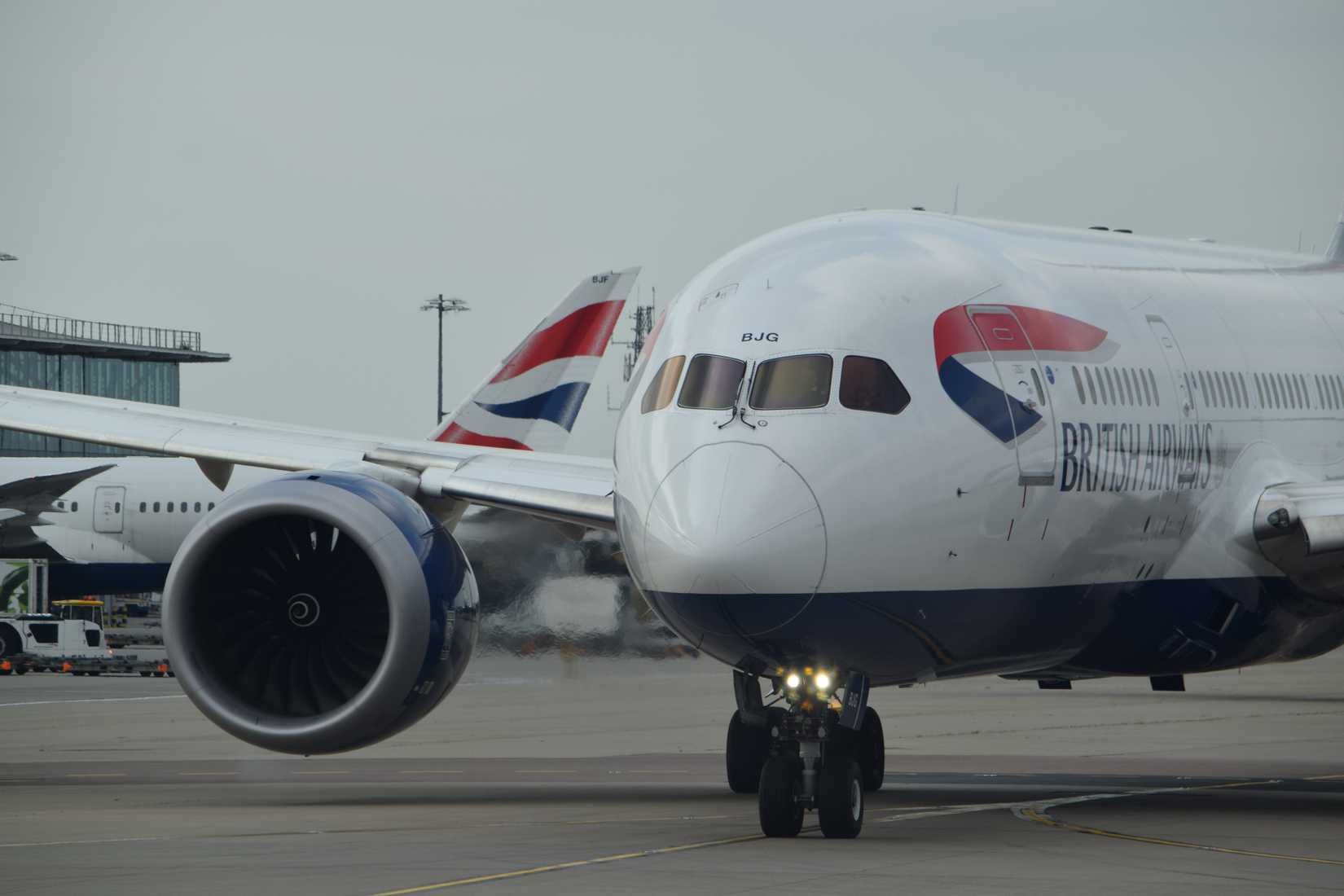 Close up of British Airways Boeing 787-8 