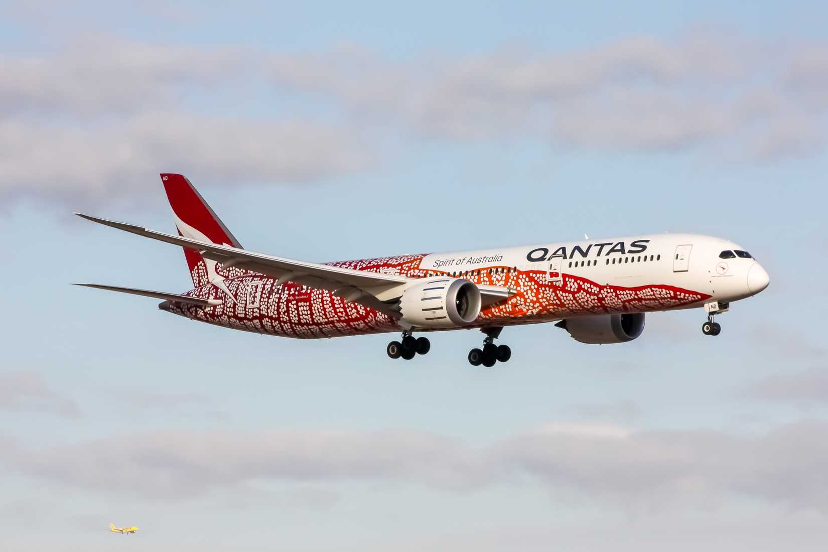 Grapevine, Texas – December 14 2023: A Boeing 787-9 Dreamliner of Qantas arriving at Dallas Fort Worth International Airport.