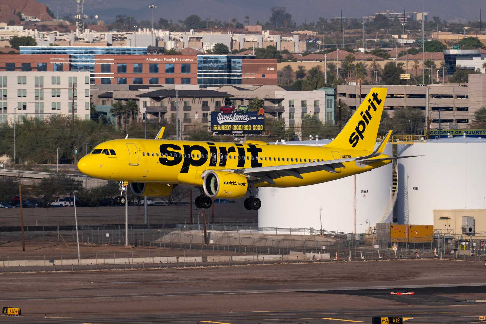 Spirit A320neo Landing