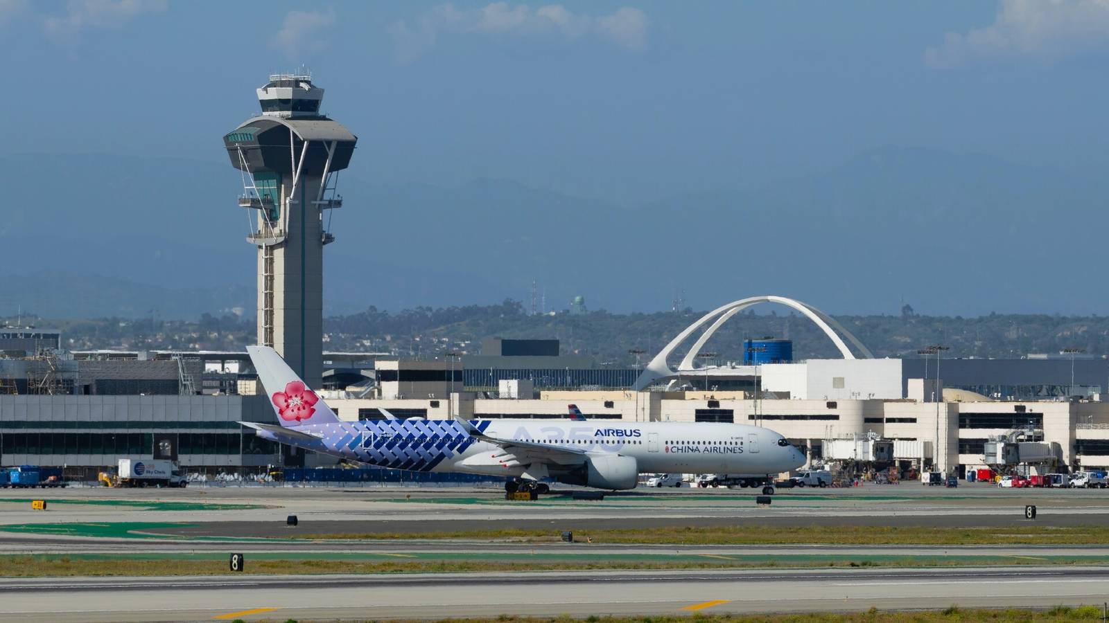 US Wants Another $30 Billion For ATC Upgrades 1 Day After Northeast ATC Meltdown