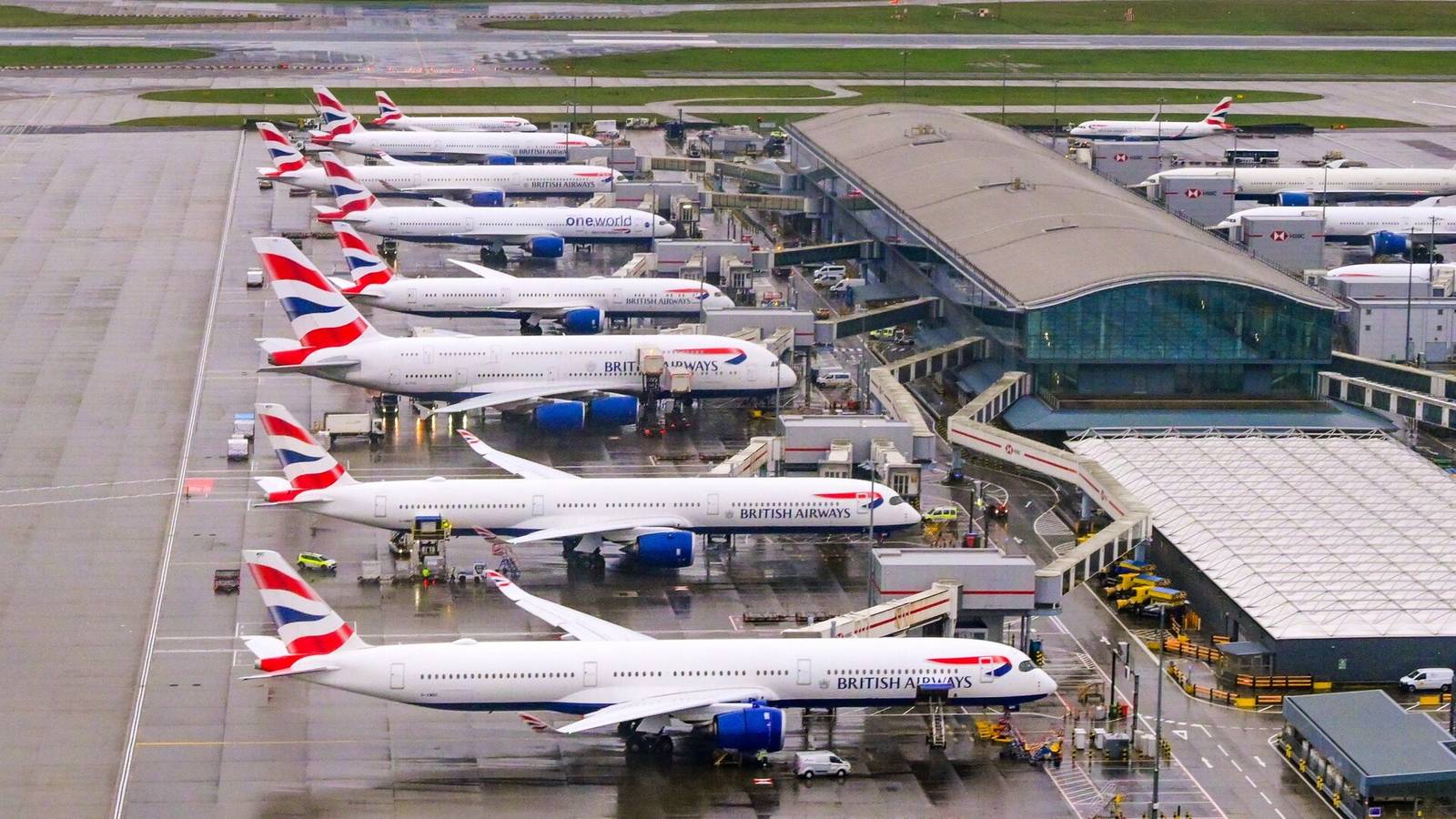 UK Air Traffic Control Glitch Causes Massive Disruption and Flight Delays at London Airports