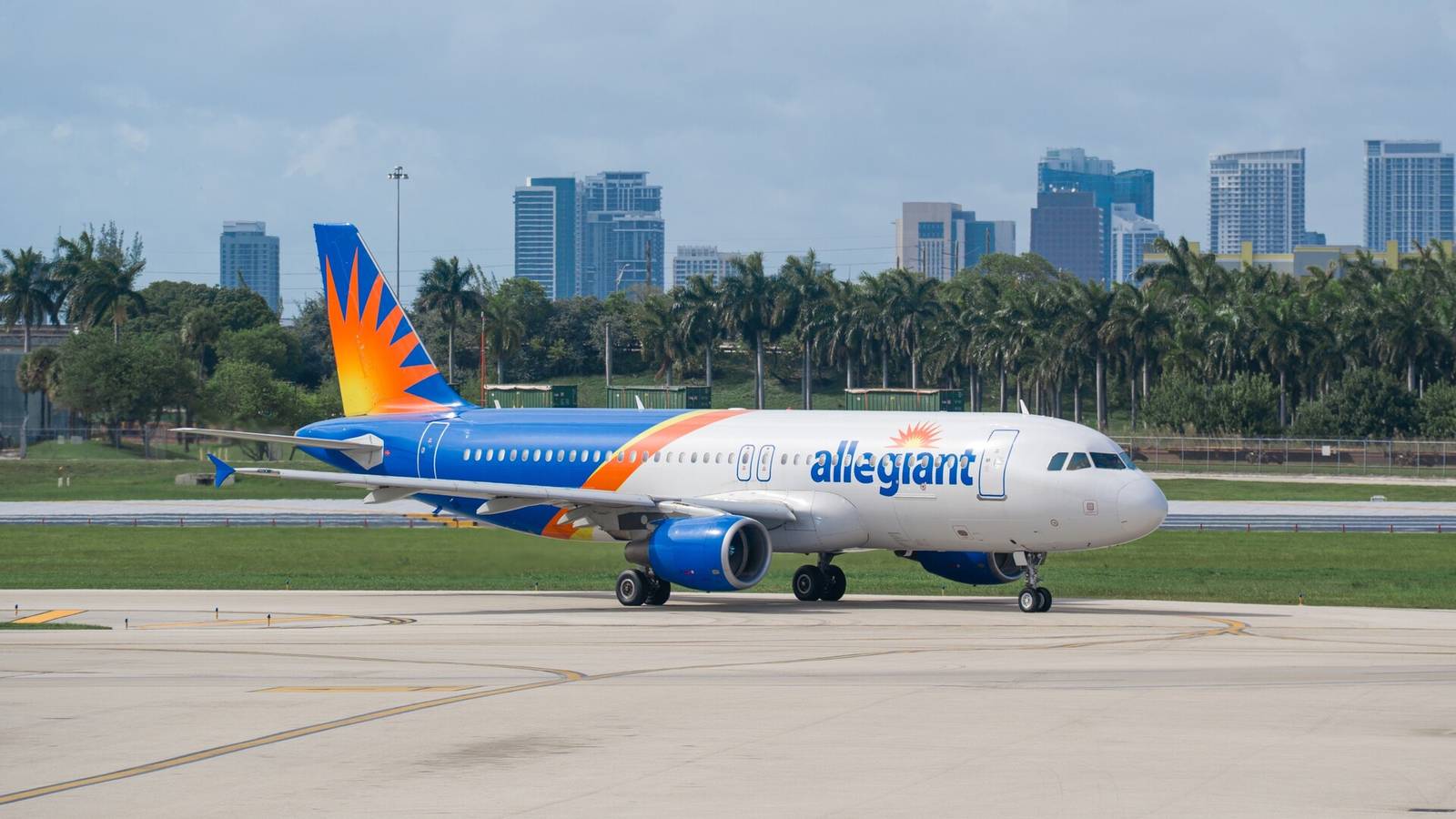 Allegiant Air lança 7 novas rotas para a Flórida: veja destinos a partir de outubro