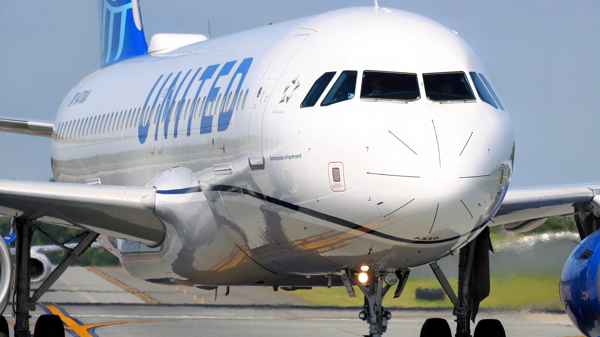 United Is Scrapping An Airbus A320 Wrecked By A Catering Truck At Reagan National