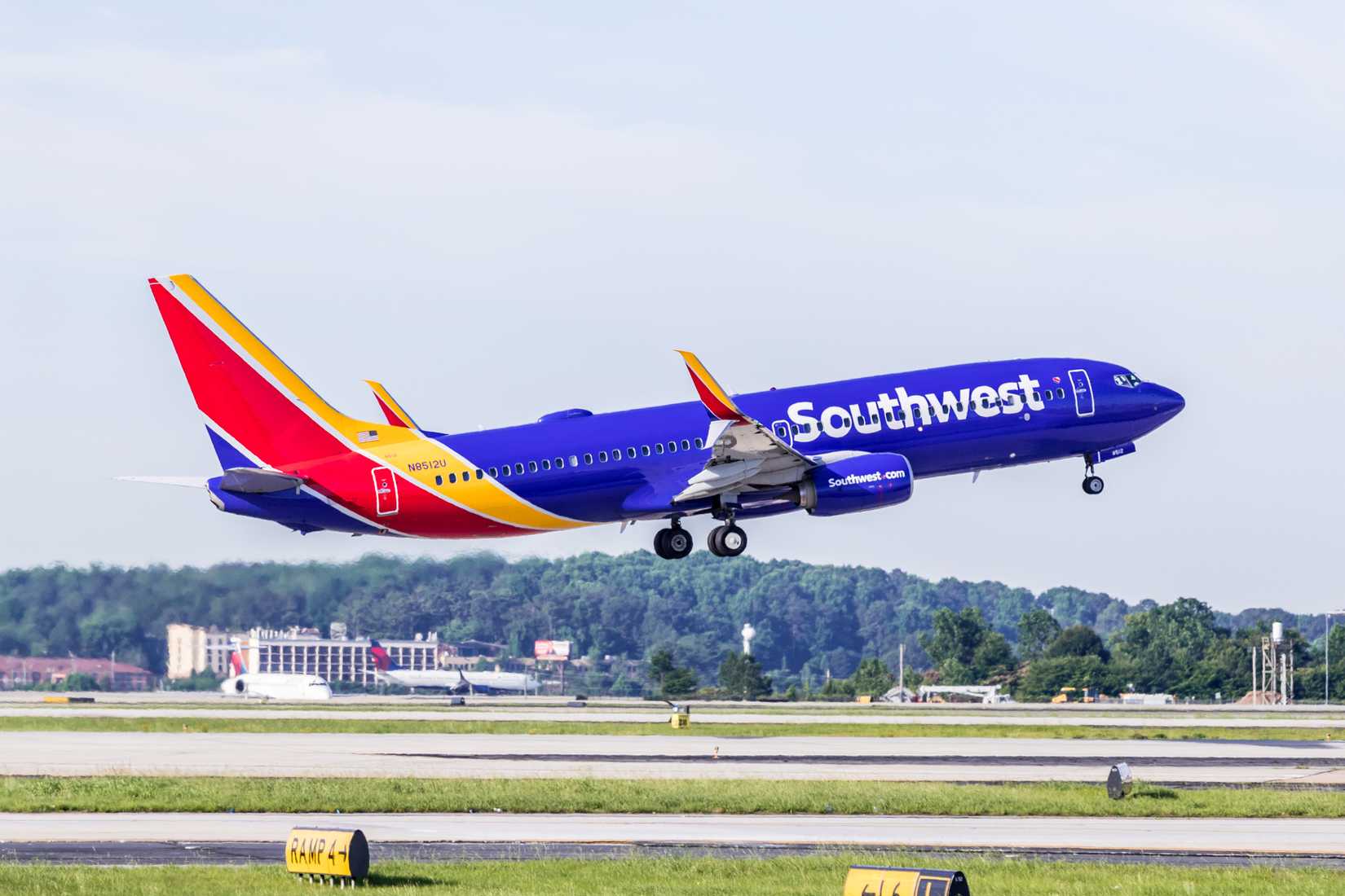 Southwest Airlines 737 departing Atlanta 