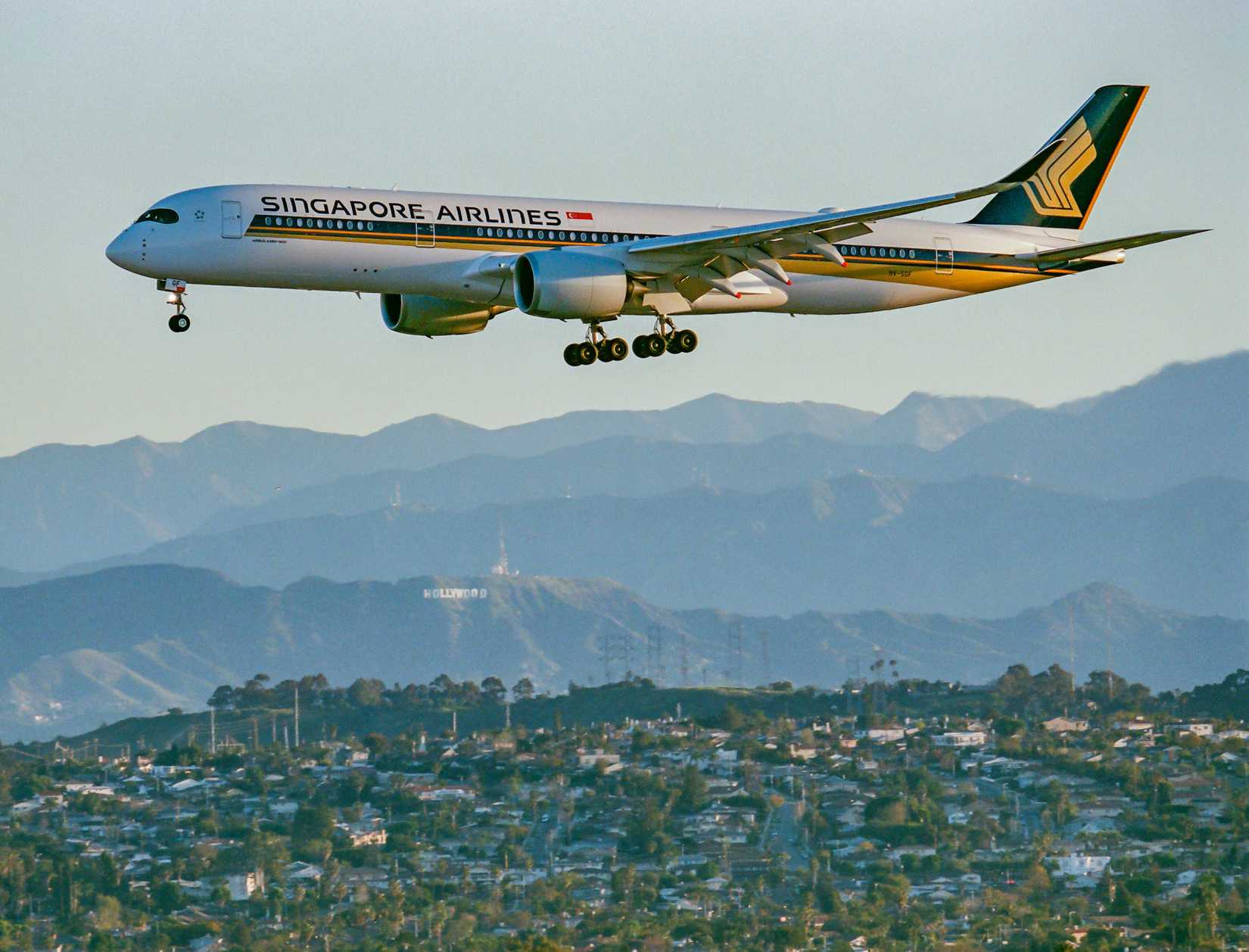 A350-900ULR landing at LAX