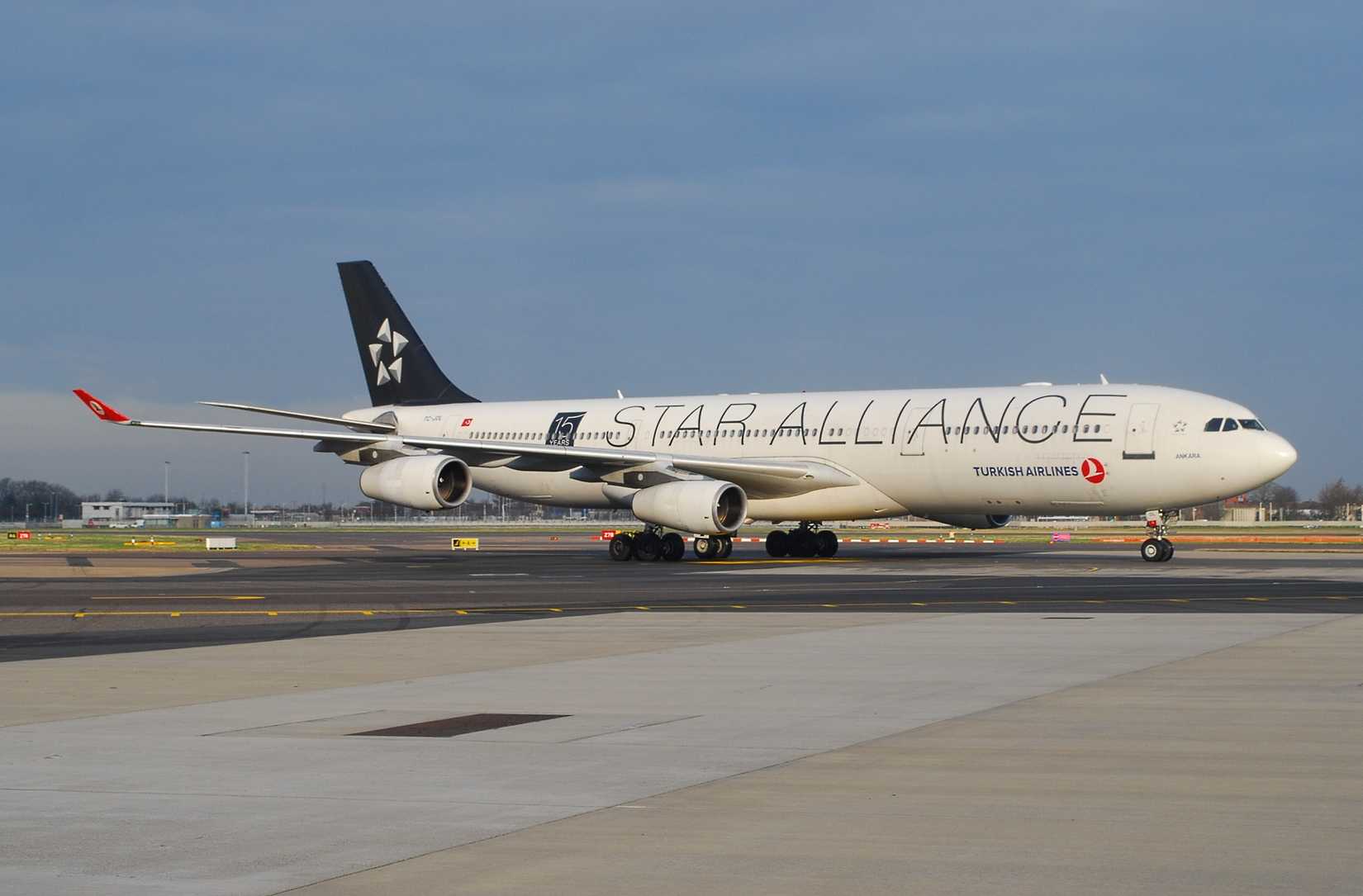 Turkish A340 At LHR