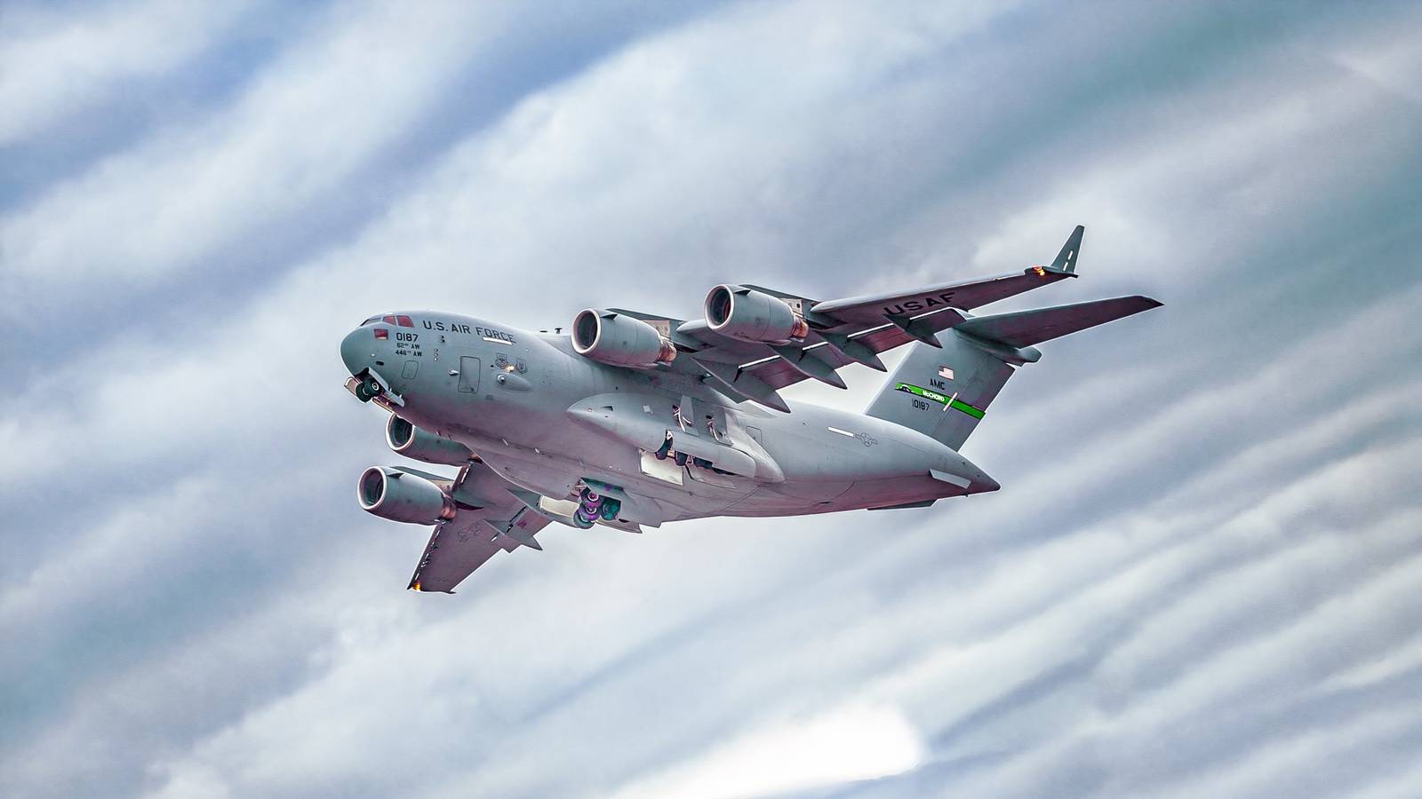 Aeronaves da McDonnell Douglas voarão até 2040 no Pentágono