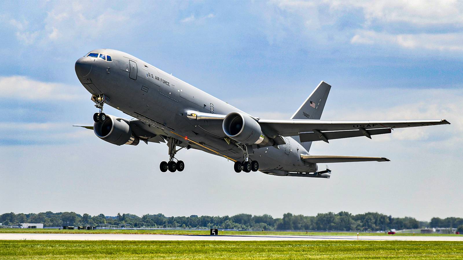 KC-46 Pegasus: Falhas e Escassez no Pacífico Preocupam Força Aérea dos EUA