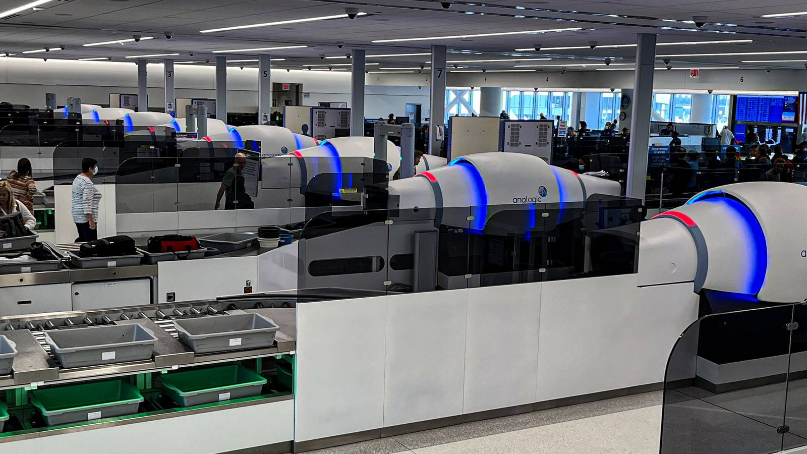 TSA Revoluciona Segurança Aérea nos EUA com 1.162 Scanners CT 3D